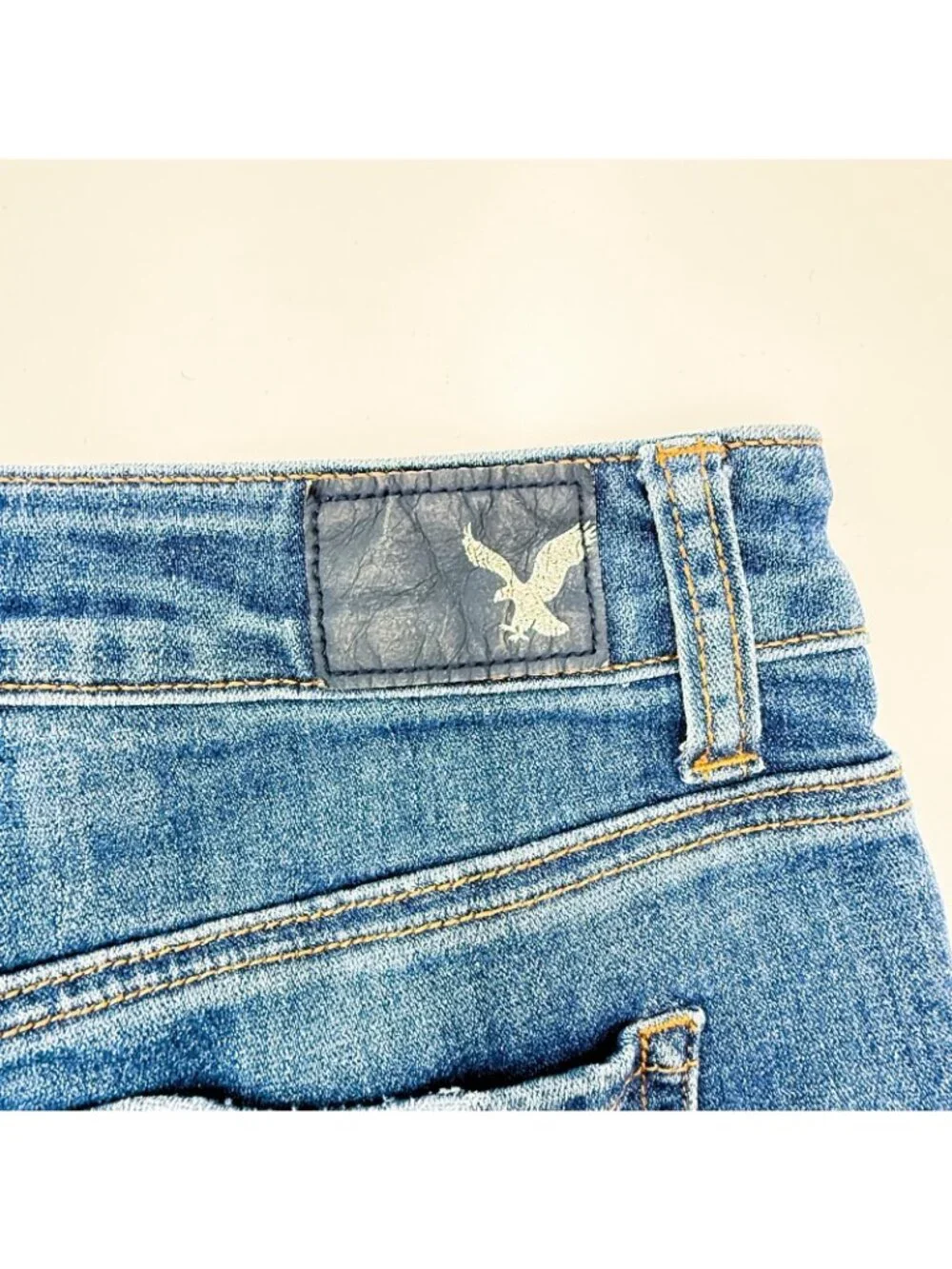 American Eagle Hi-Rise Shorts Size 4 Shortie Next Level Stretch Distressed Tacos